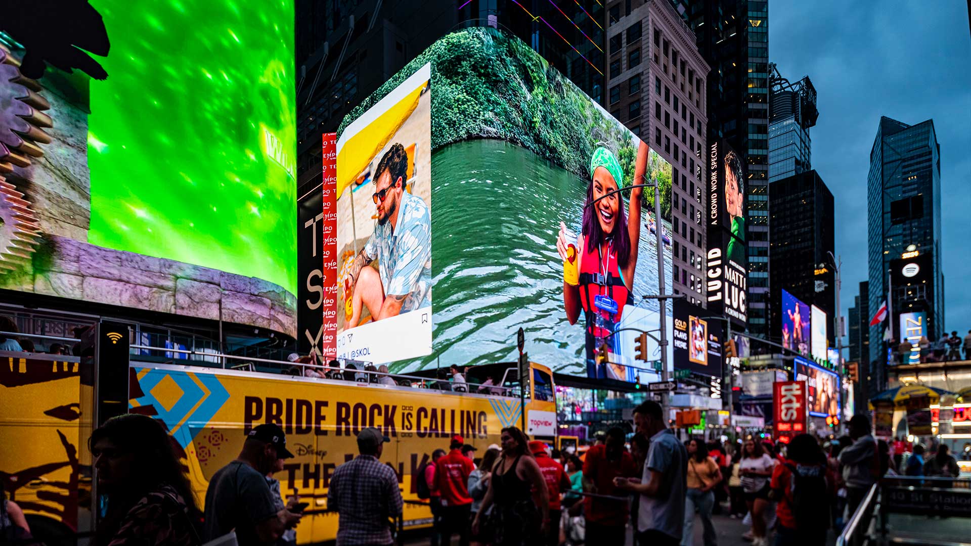 Outdoor | Digital screen | New York